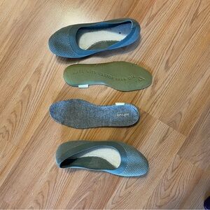 Allbirds Women's Flats in Gray and Green
